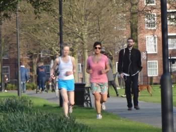 Runners on Hackney Downs
